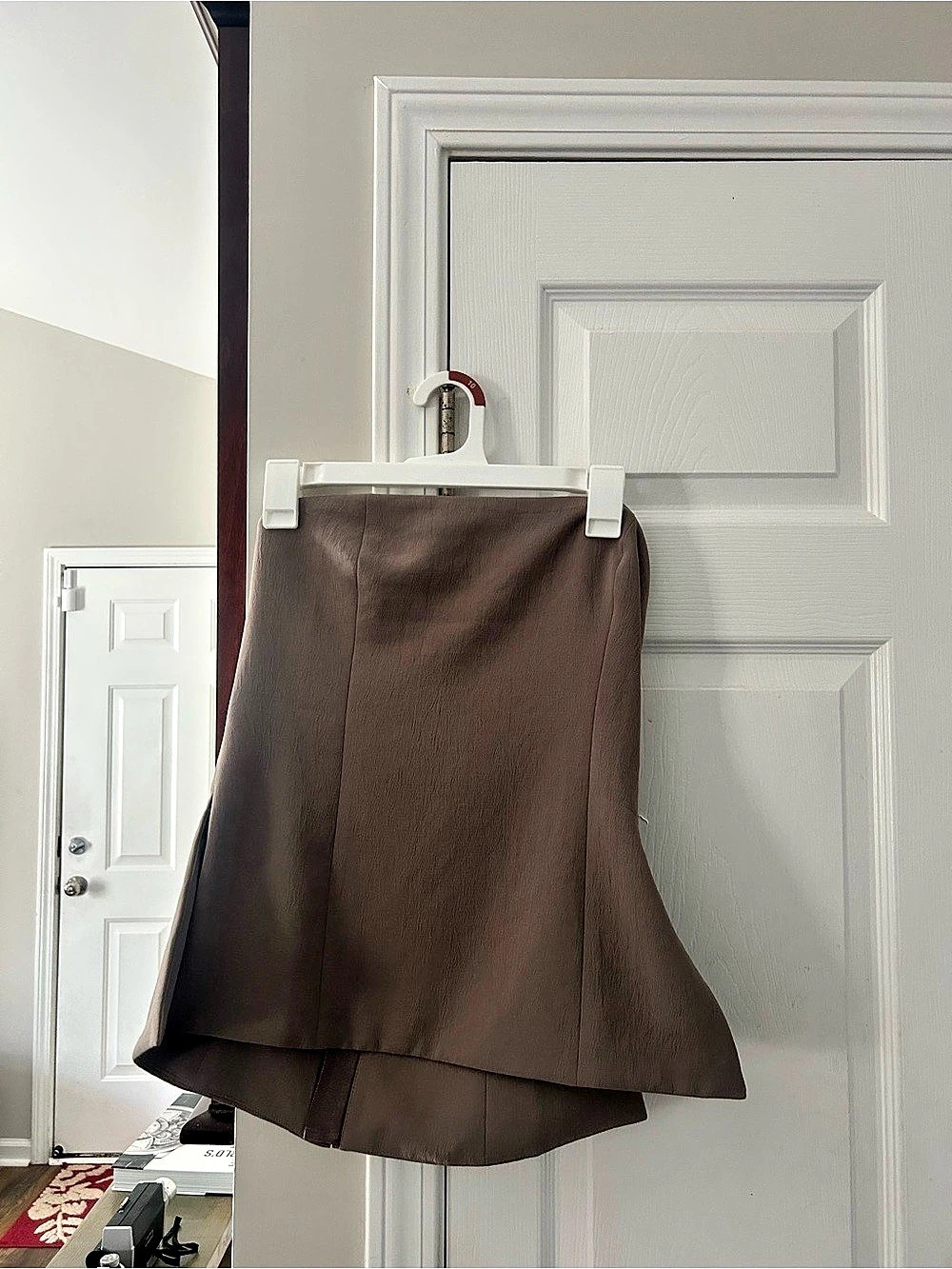 Wilfred Aritzia posh tube top in turner taupe Size 10 Like New